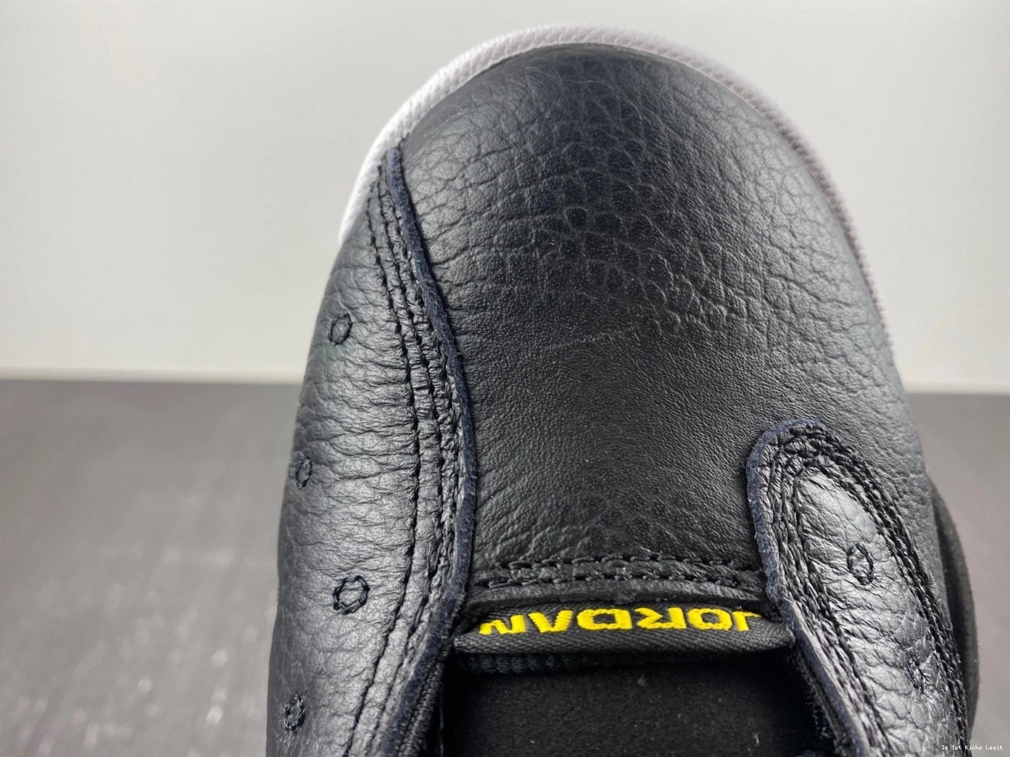 414571-062 Air Playoffs 13 Jordan 2023 0927